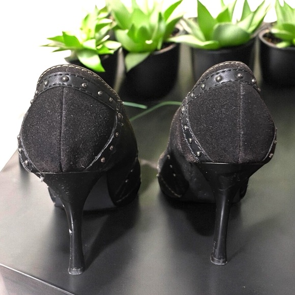 Mia Black Suede Pointy Toe Heel - Picture 14 of 16